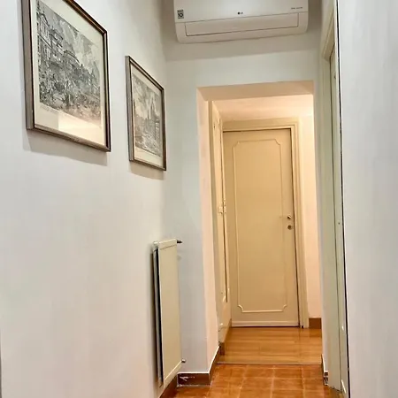 Luce Al Pantheon Apartment