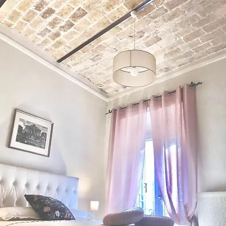 Luce Al Pantheon Apartment